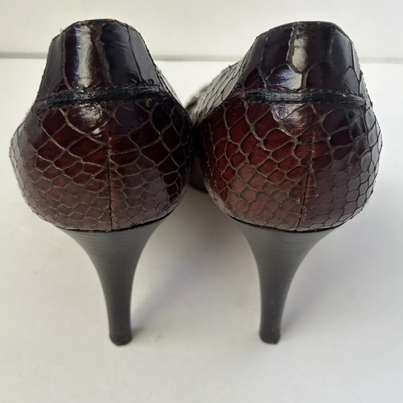 Escada snake embossed burgundy brown leather heel pumps Size 38 - Picture 8 of 16